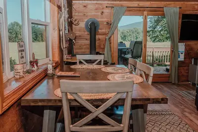 Image de Hot Tub! Mtn Views, Hike, Bike, Beach on the Saco!