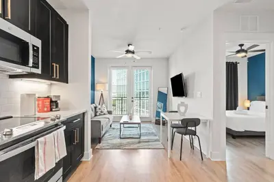 Image de Beautiful 1bd | Pool & Gym | Central Location