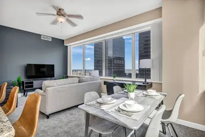 Image de Luxury 11th Floor Corner Unit Condo w/ Great Views