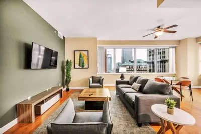 Image de 16th Floor Breathtaking Views | Corner SkySuite