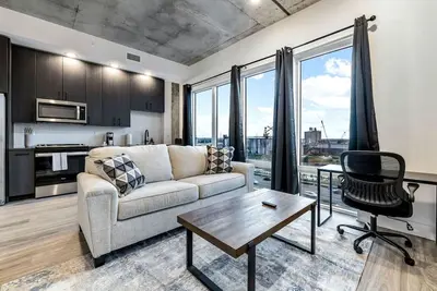 Image de Amazing view | Channelside | Mins to Dt!