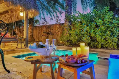 Image de Pool Paradise with Theater Gym Gated Rv Boat Parking