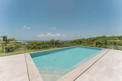 Image de Villa au calme avec piscine, jacuzzi, vue mer, pour 8pers