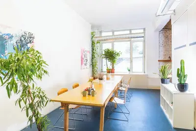 Image de Unique 200sqm loft for groups by the river!