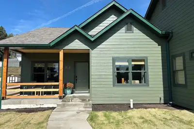 Image de Dreamcatcher Cottage New Home 2br 2 Bath Garage Downtown Custer
