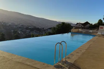 Image de 7p-Charming 3-bedroom apartment with Ac, fitness room in vibrant Valparaíso