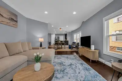 Image de Lighthouse Landing–Secluded Comfort in Marine City