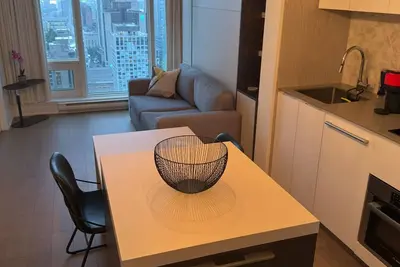 Image de Luxury Studio in heart of Downtown