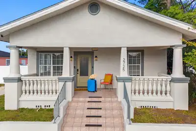 Image de Tampa 5br Gem | Close to Beach, Parks & Fun