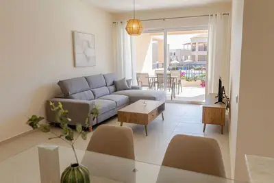 Image de Phaedrus Living: Seaside Thalassa Cretan 102