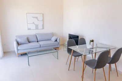Image de Phaedrus Living: Seaside Thalassa Cretan 201