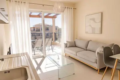 Image de Phaedrus Living: Seaside Thalassa Cretan 202