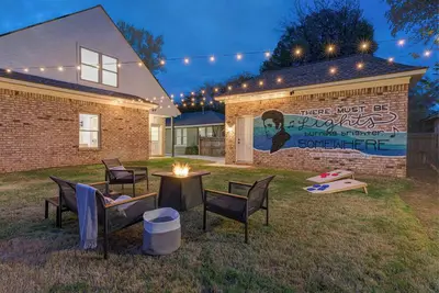 Image de Sleeps 12 - Shuffleboard•Fire Pit•Near Beale St