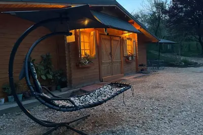 Image de La Râu-At the River - Fairytale cottage - 2 Private Chalets, Forest, 1 Ha