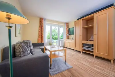 Image de Vacation apartment with terrace and garden on the dike and the North Sea beach -