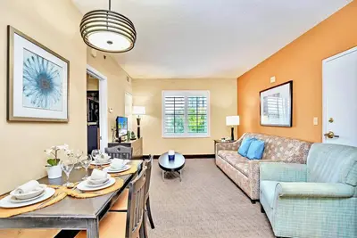 Image de Peaceful King Bed Apartment w Hot Tub & Pool