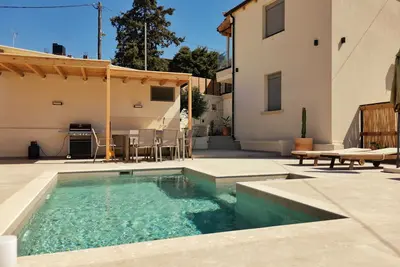 Image de Lyravista Stay Crete: Villa with Private Pool by Knossos, Heraklion