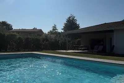 Image de Fabuleuse villa avec  piscine proche de Bordeaux et St Emilion
