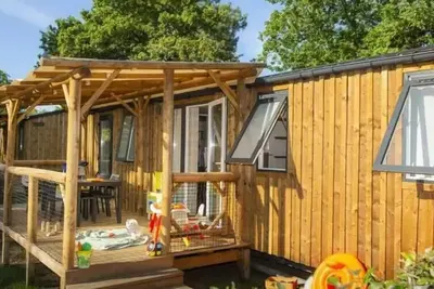 Image de Mobil-home Prestige Smala - 4 Schlafzimmer - 2 Badezimmer - 2 Wc - Clim - Tv + Geschirrspüler 8 Personen