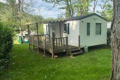 Image de Mobilheim 2 Schlafzimmer Petit - halb ĂĽberdachte Terrasse 4 Personen