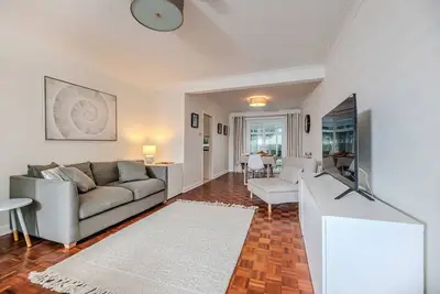 Image de Stone Bay Hideaway - with Parking & Garden