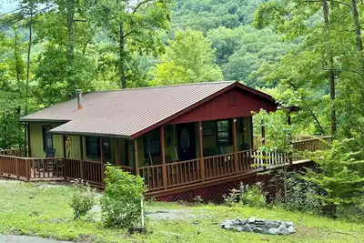 Image de Convenient Access to the Best Hikes & Scenery! Direct access to Ramp, Fish, Swim