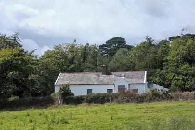 Image de Delightful 2-bedroom Mount Music Cottage on own grounds in Skibbereen