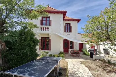 Image de Saint Palais sur Mer - Maison Renovee des années 1900 - Emplacement Tout A Pied