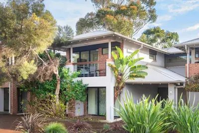 Image de Three Seven Six | Walk to Cafes | Family Friendly