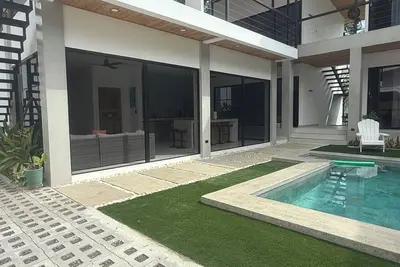Image de Brand new house! ! 4 a bedrooms, Private pool, Ac