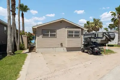 Image de Waterfront 2 Bedroom Cottage