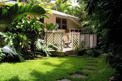 Image de Charming cottage steps from Lanikai Beach