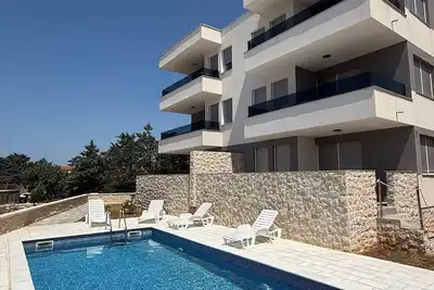 Image de Modern Comfort Meets Perfect Location! Apartment Min minutes from Novalja Center