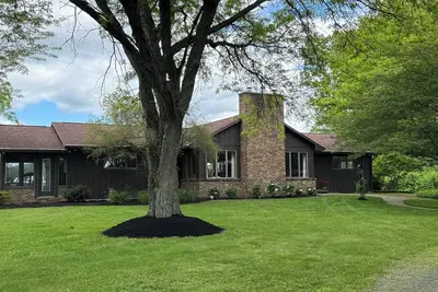 Image de Dogwood Ridge - Secluded 3br Home in the Woods, Sleeps 9, Pet Friendly