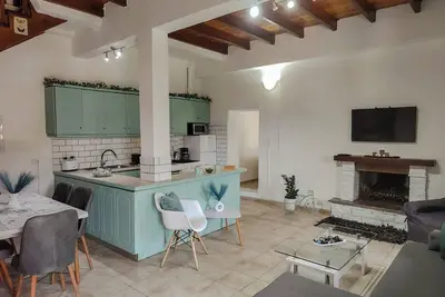 Image de Villa Parselina – Tranquil Retreat with Sea & Mountain Views in North Corfu