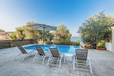 Image de Deja Blue Beach & Pool House, by Estia