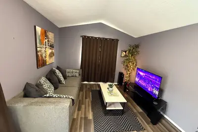 Image de Modern Cozy 3Bedroom with 2 living Room