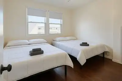 Image de 4b Private Unit Free Wi-Fi Lax Fantastic 1-bedroom apartment in Torrance Disney