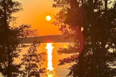 Image de The Suite Retreat\nLife is better at the lake!