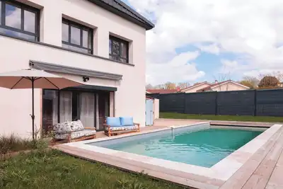 Image de Gîte les Passages - 14 personnes - piscine privée