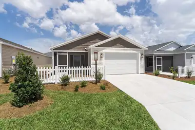 Image de Brand New Eastport Patio Villa - Golf Cart Included