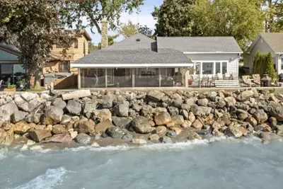 Image de Lake Erie Escape: Hot Tub, Sauna & Big Creek Marsh Access– A Birder’s Paradise!