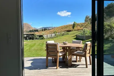 Image de Sunny self contained unit in Shotover