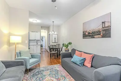 Image de 15 Min to Nyc 2 Bedroom Apartment