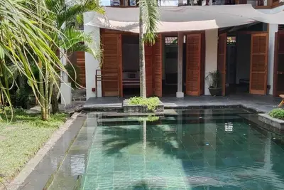 Image de Tropical 4-bedroom villa in fabulous Penestanan walking distance to Ubud center