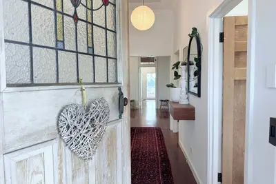 Image de Harveys Beach house is located only minutes to South Beach and a variety of cafes and restaurants