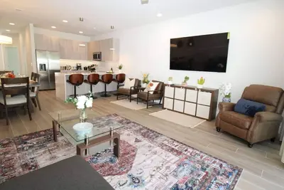Image de This house is a 4 bedroom(s), 3 bathrooms, located in Clermont, Fl.