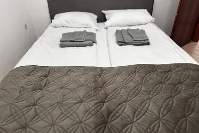 Image de 🛏 Apartment 2 - Anna-Nikola, Central Igalo, 5 Min to Beach