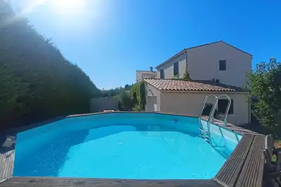 Image de Jolie villa avec piscine et spa