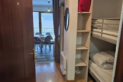 Image de Studio pour 4 personnes au centre du village, navette pour skier a proximité.